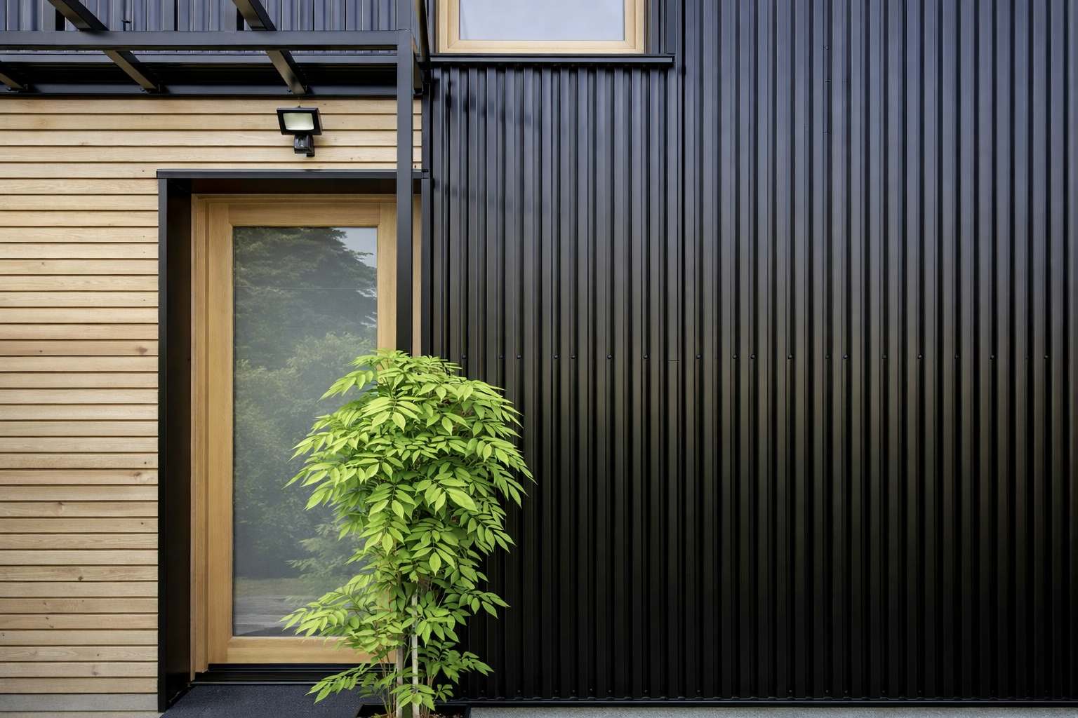 Стеновой профнастил для фасадов и зданий